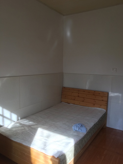租一间带卫生间的单间，现代生活的理想居住体验