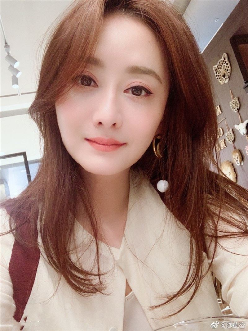 陈德容像谁？星途中的独特魅力解析
