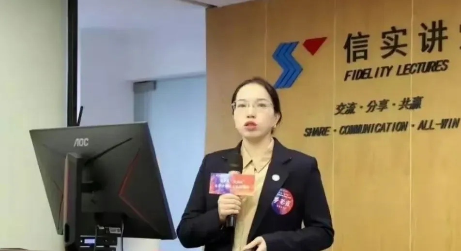 被官二代顶替上大学女子逆袭成为律师的故事