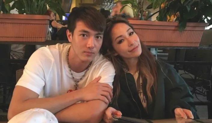 男友哽咽还原女友三亚被蛇咬身亡的悲痛经历