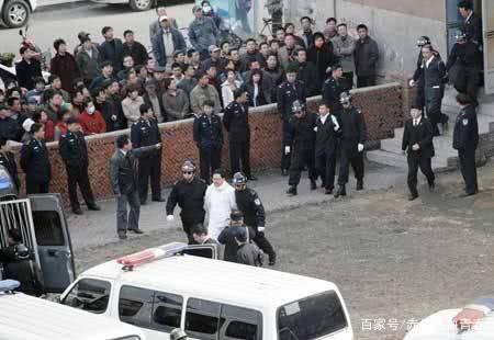富豪捐巨款背后的生死抉择，五百亿与死刑的博弈
