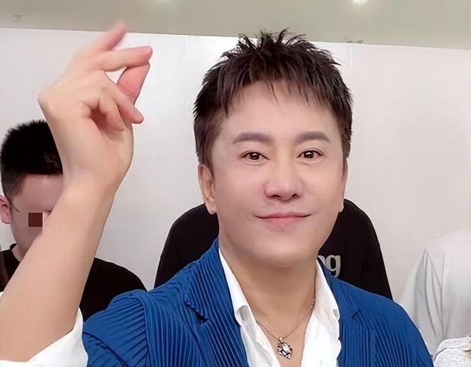 关于毛宁出什么事的探讨