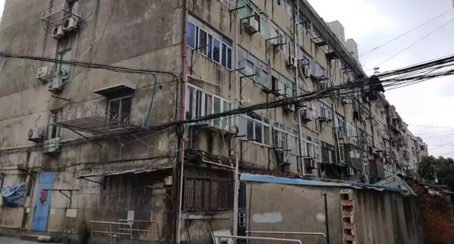 关于将老旧小区纳入城市更新改造的文章