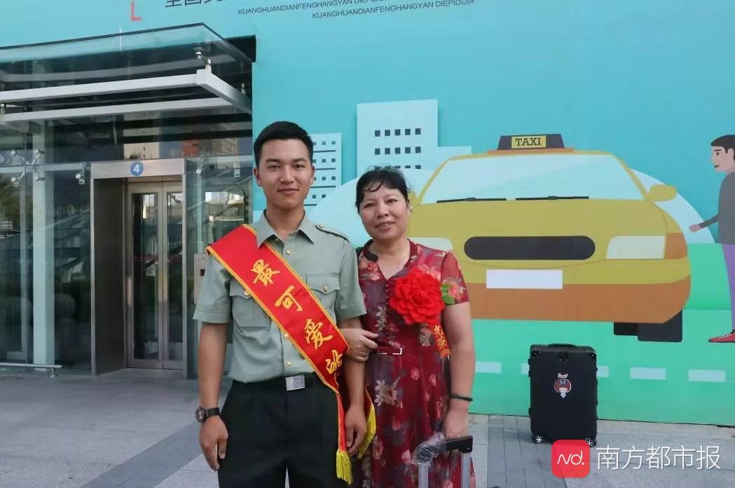 大学生请假返乡结婚，现象背后的思考