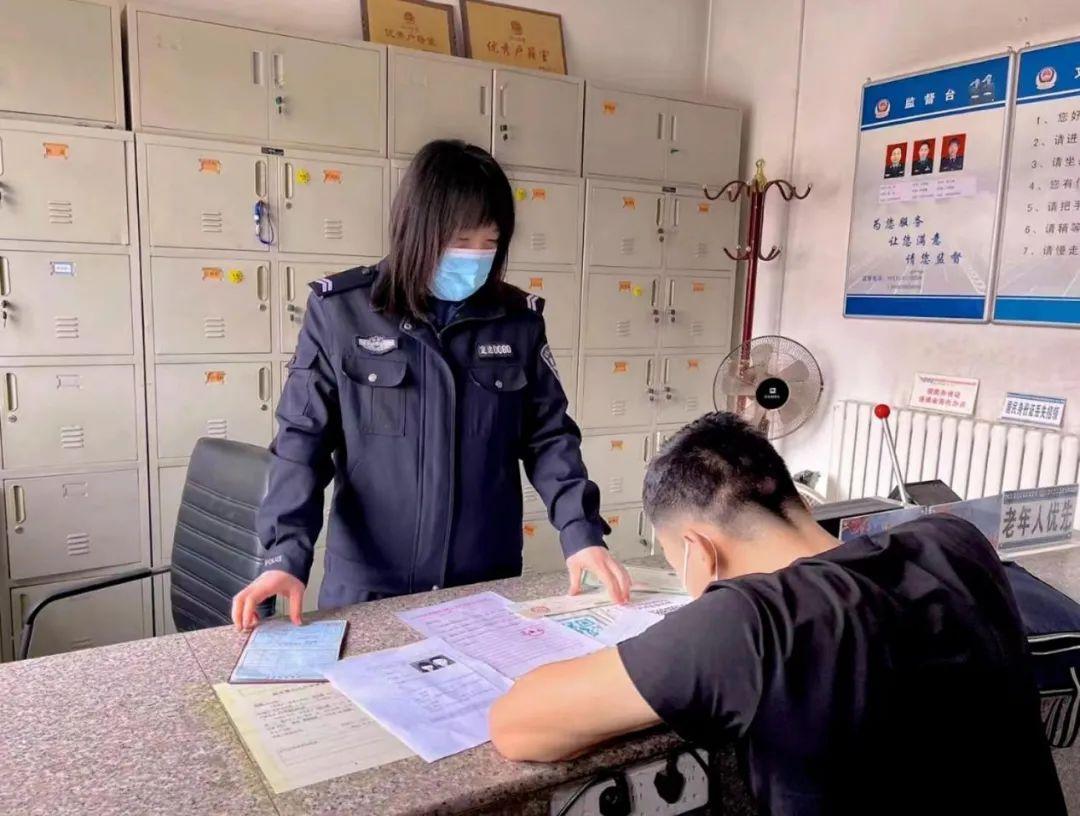 大学生请假返乡结婚，现象背后的思考