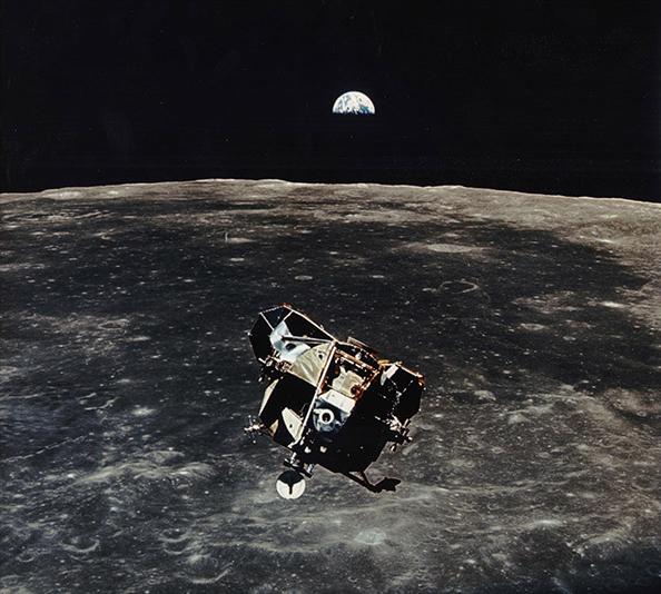 美国宇航员回地球要自己出去？探究太空探索的新挑战与未来趋势