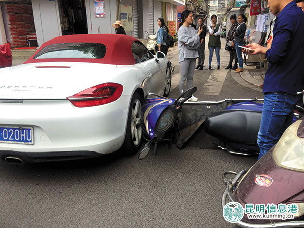 无牌保时捷撞摩托，事故背后的真相与反思