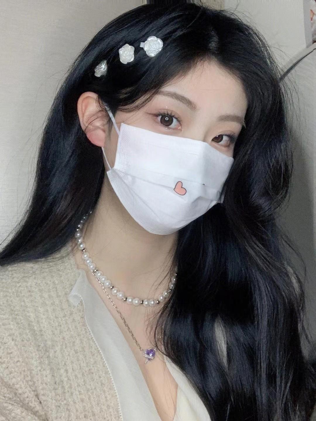 一岁孩子鼻子上长痘，家长不必过于焦虑