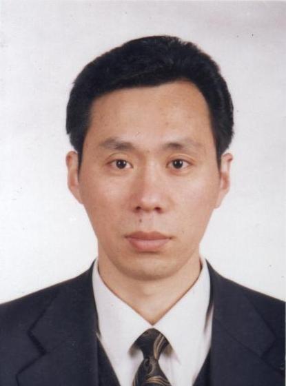 浙大副教授，学术风采与时代精神的融合