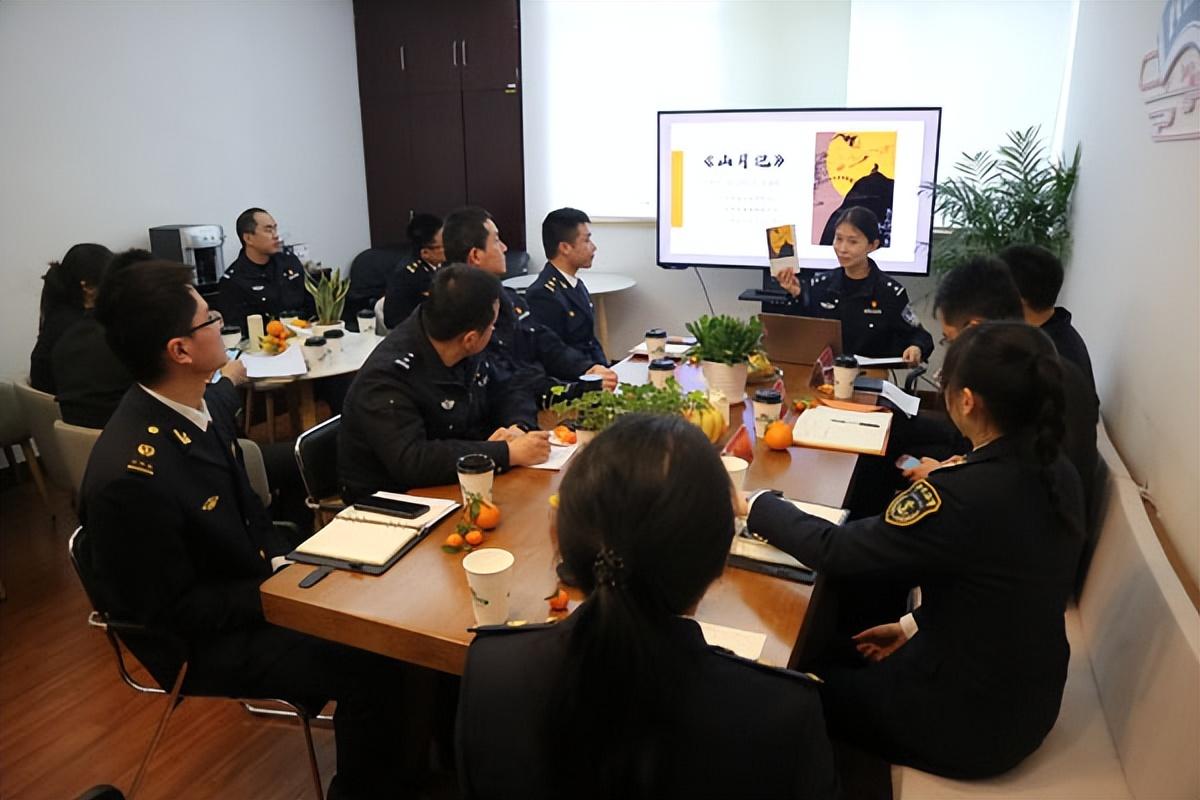 书香氛围，浸润心灵的静谧之地