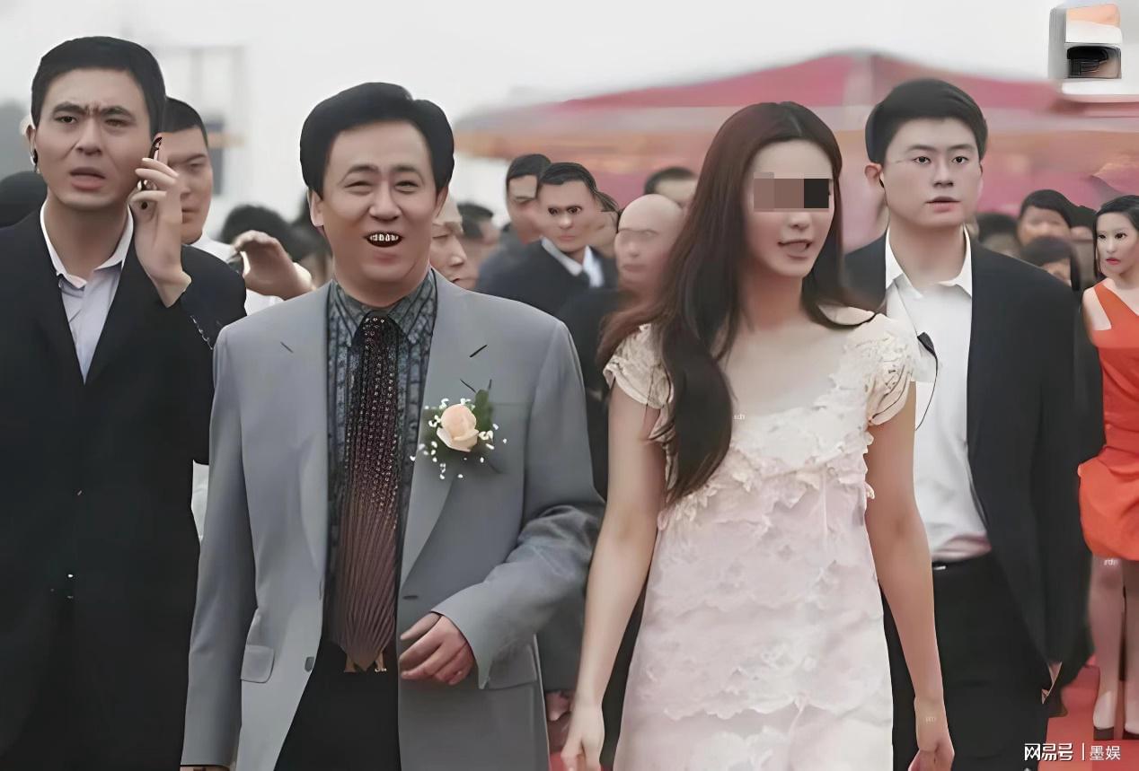 许家印前妻申请被拒事件深度解析