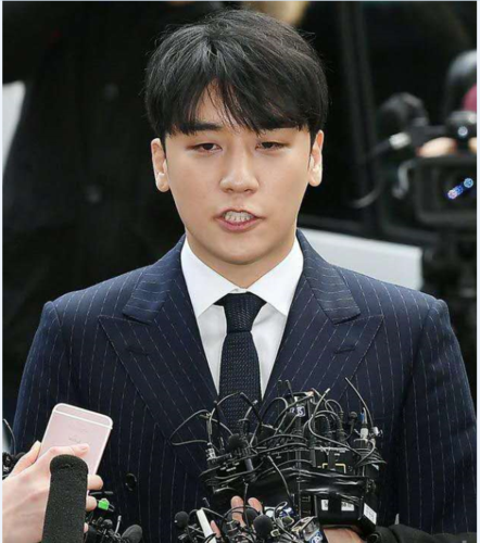 李胜利事件背后，深度解析与反思
