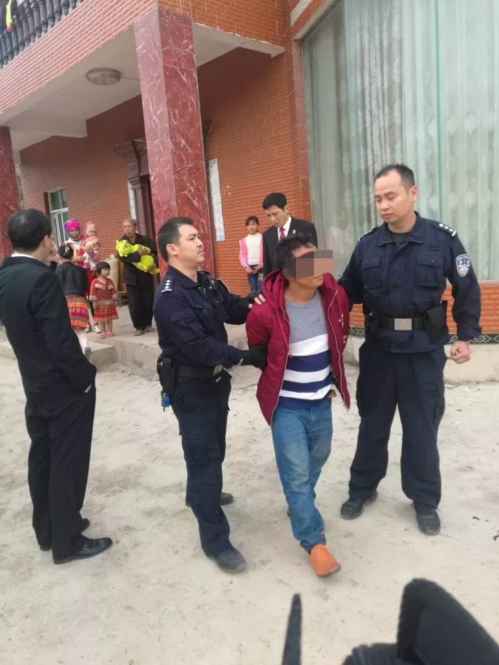 拒送子女入学被拘，深度解读背后的社会问题