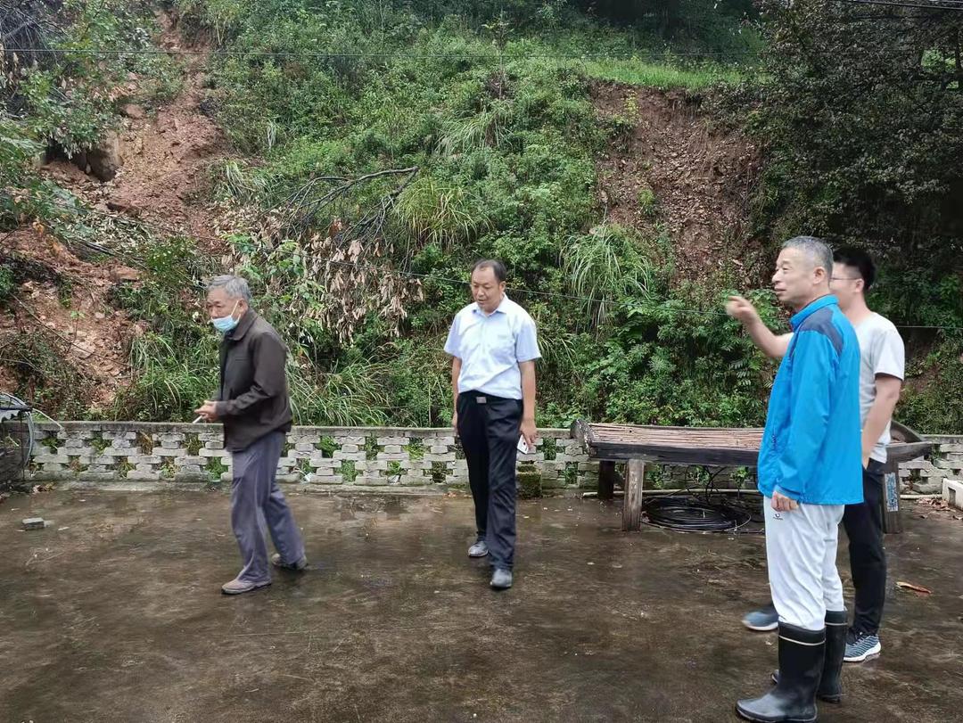 洛阳一湖底惊现塌方，探寻背后的真相与挑战