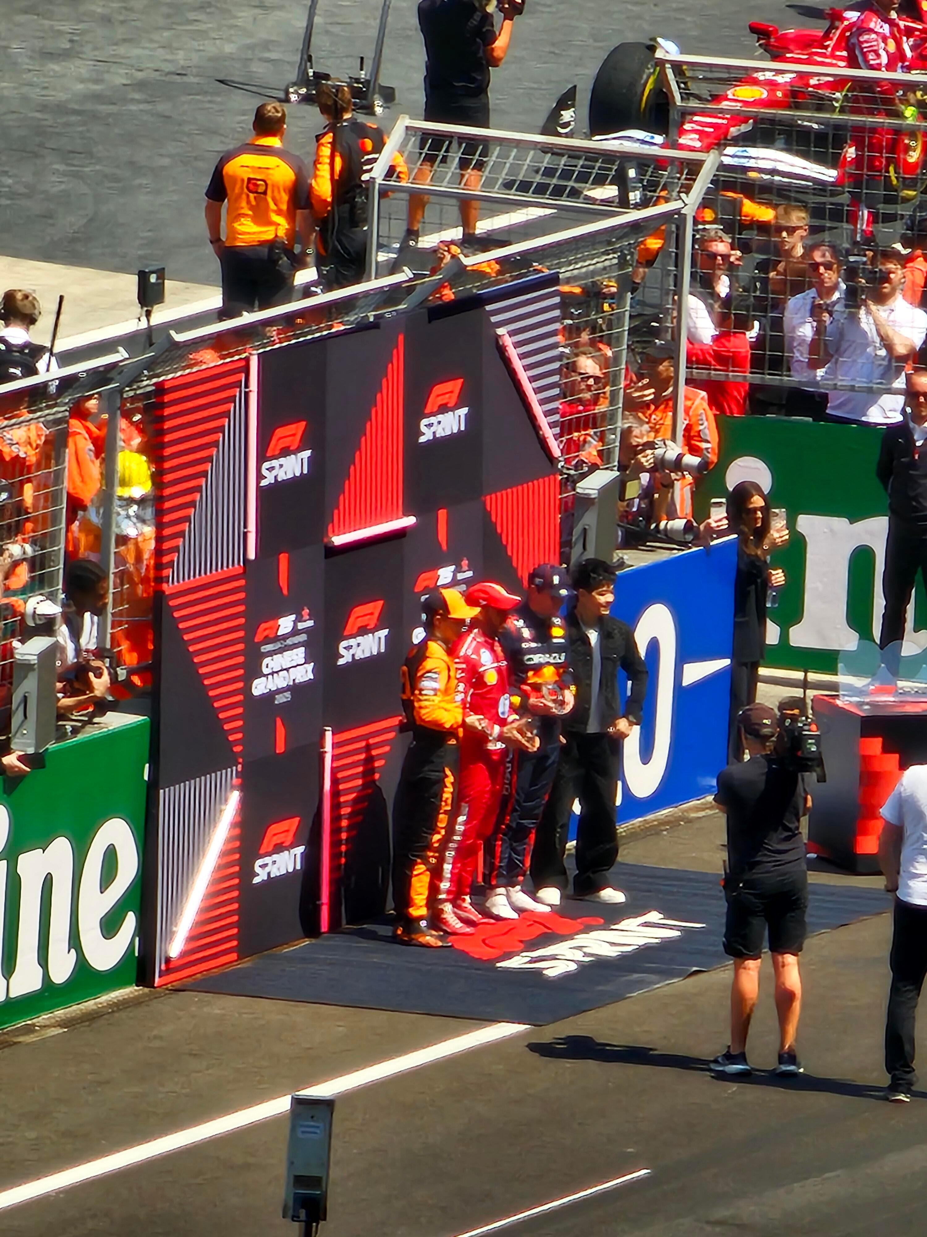 人人人F1浪潮，探索未来的无限可能