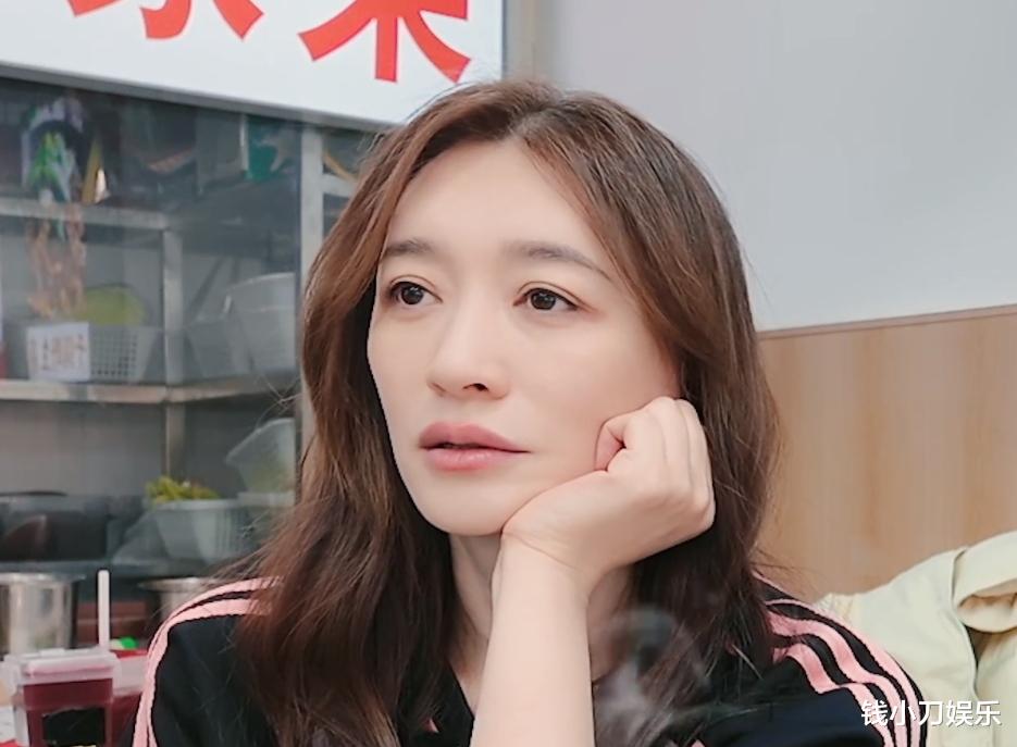 李小冉发文喊话黑粉，用真诚打破偏见，以行动诠释力量