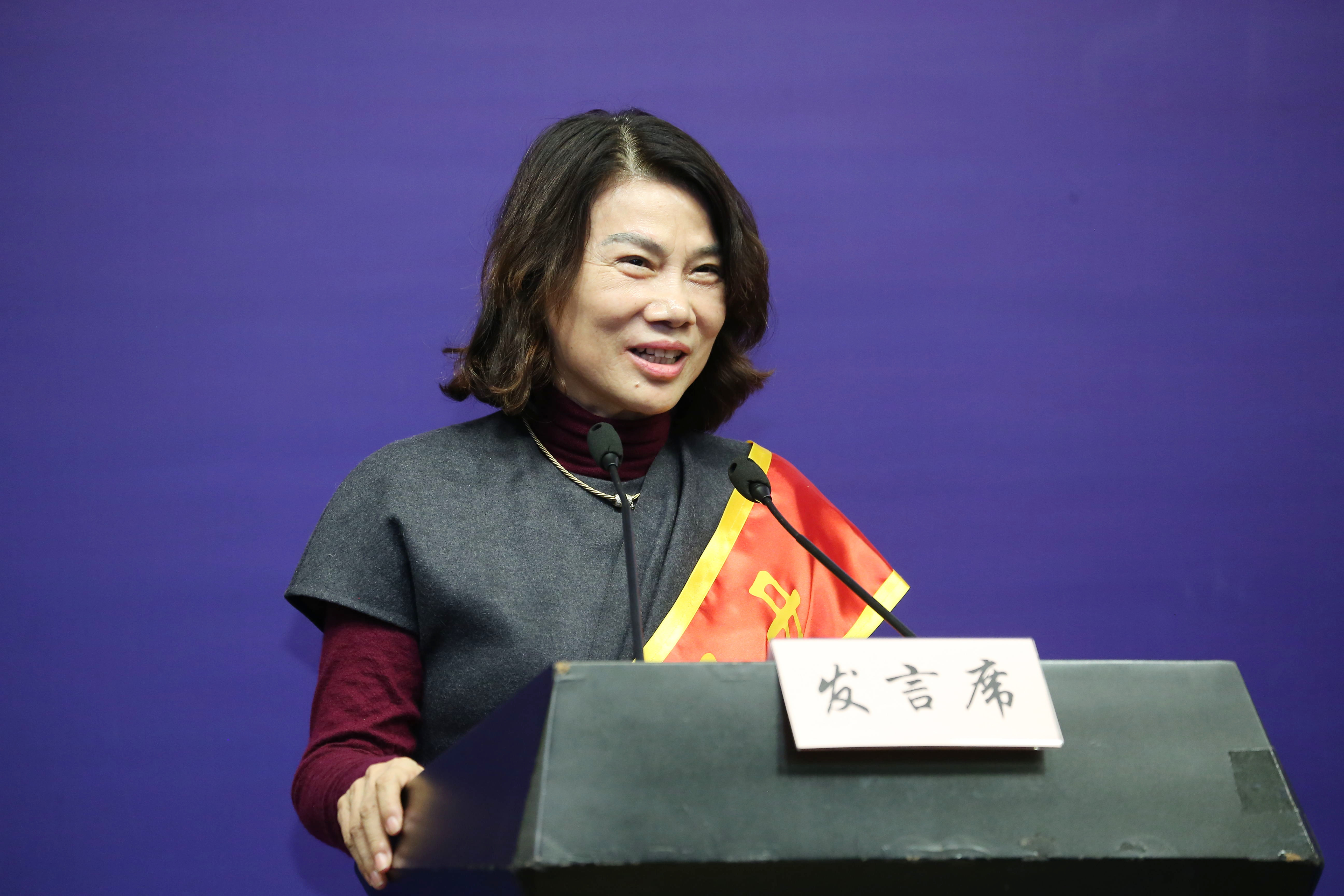 董明珠在年会上的震撼发言，聚焦未来，共创辉煌