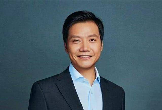雷军回母校遭两级反转，打扰了