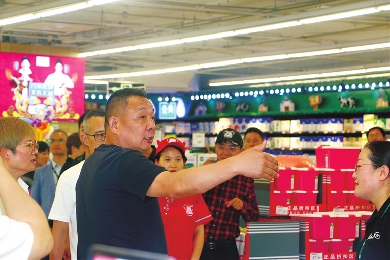 胖东来回应胖都来，一场网络热词的深度解读