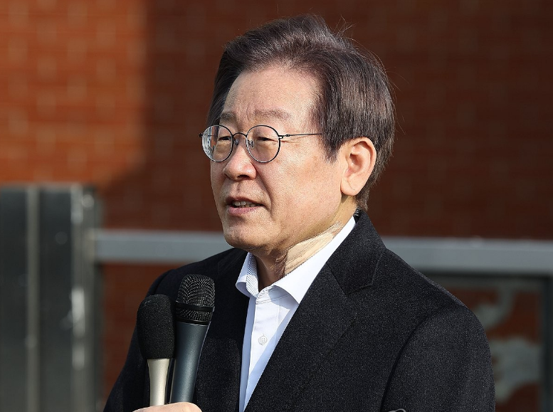 韩媒爆料，李在明视察山火灾情时遭遇袭击——深度解析事件始末