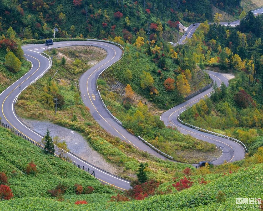 揭秘中缅公路背后的传奇，谁修建了这条友谊之路？