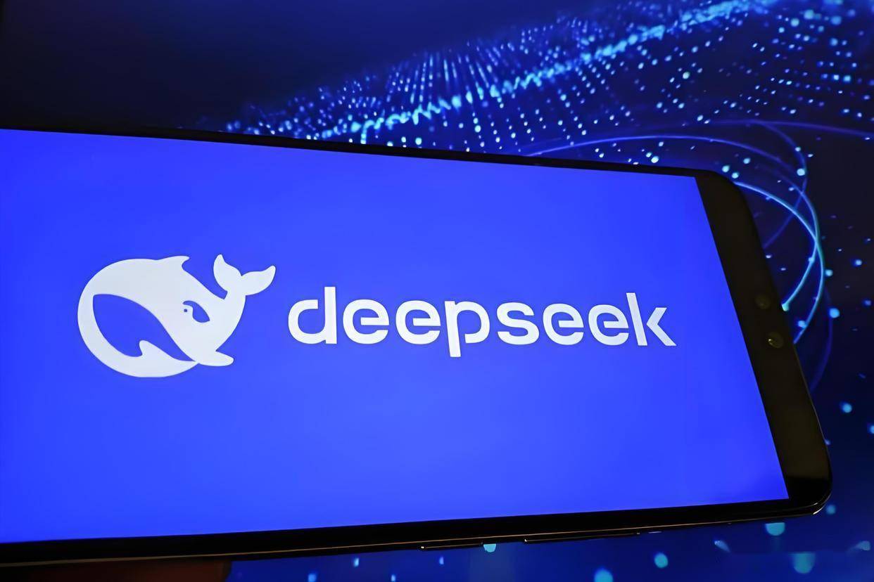DeepSeek月访问量超越ChatGPT，探索深度搜索的新纪元