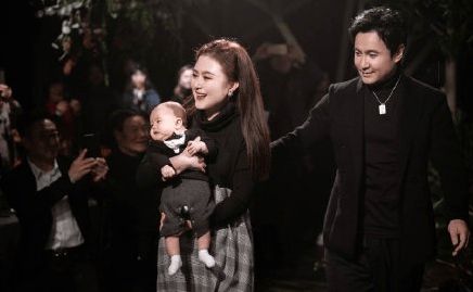 胡歌妻子已二胎产子，人生的喜悦与祝福