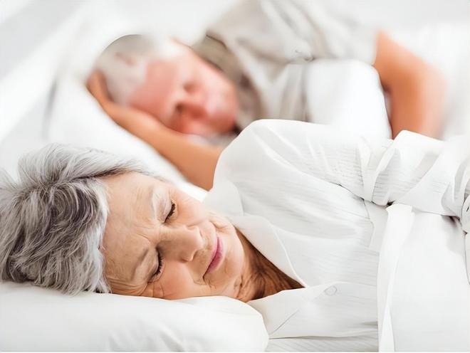 长期睡眠不足会怎样？深度解析身体与心理的双重影响