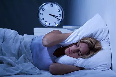 长期睡眠不足会怎样？揭秘其危害与后果