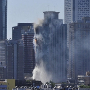 沈阳高楼起火事件，从一楼烧至楼顶的背后原因