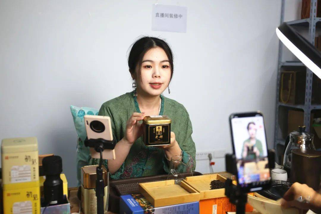 带货主播月入过万已成挑战
