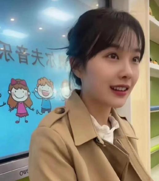 黄老师还直播吗？探寻网络教育的新动态