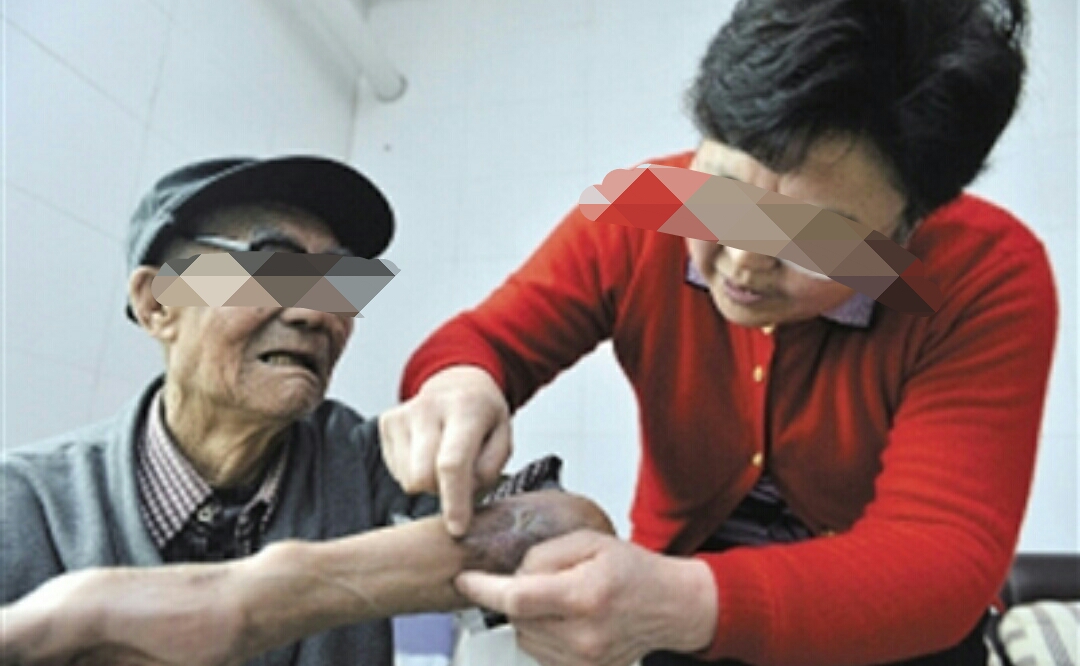 保姆、老人与死亡，无法忽视的社会话题