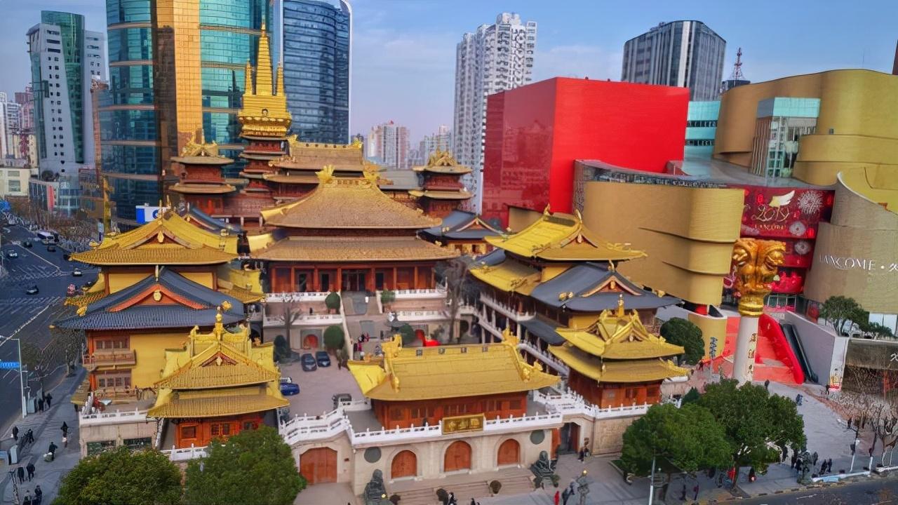 庙宇坍塌了，神还是神