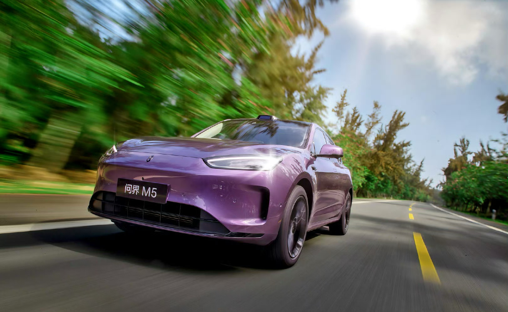 曝华为高阶智驾SUV，引领智能驾驶新纪元