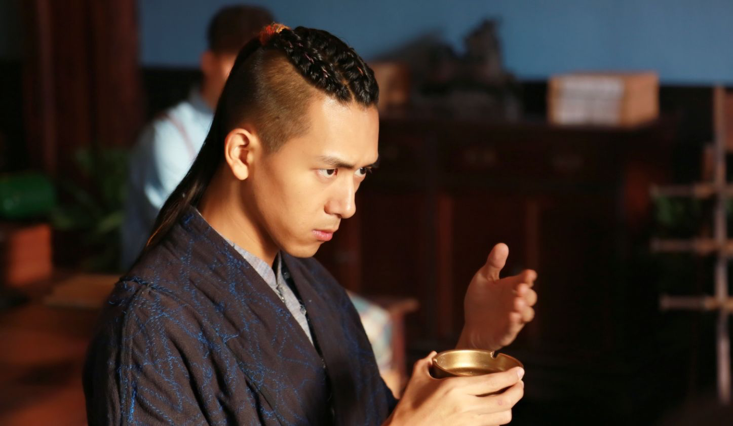 李现打了的高层叫什么——揭秘事件真相
