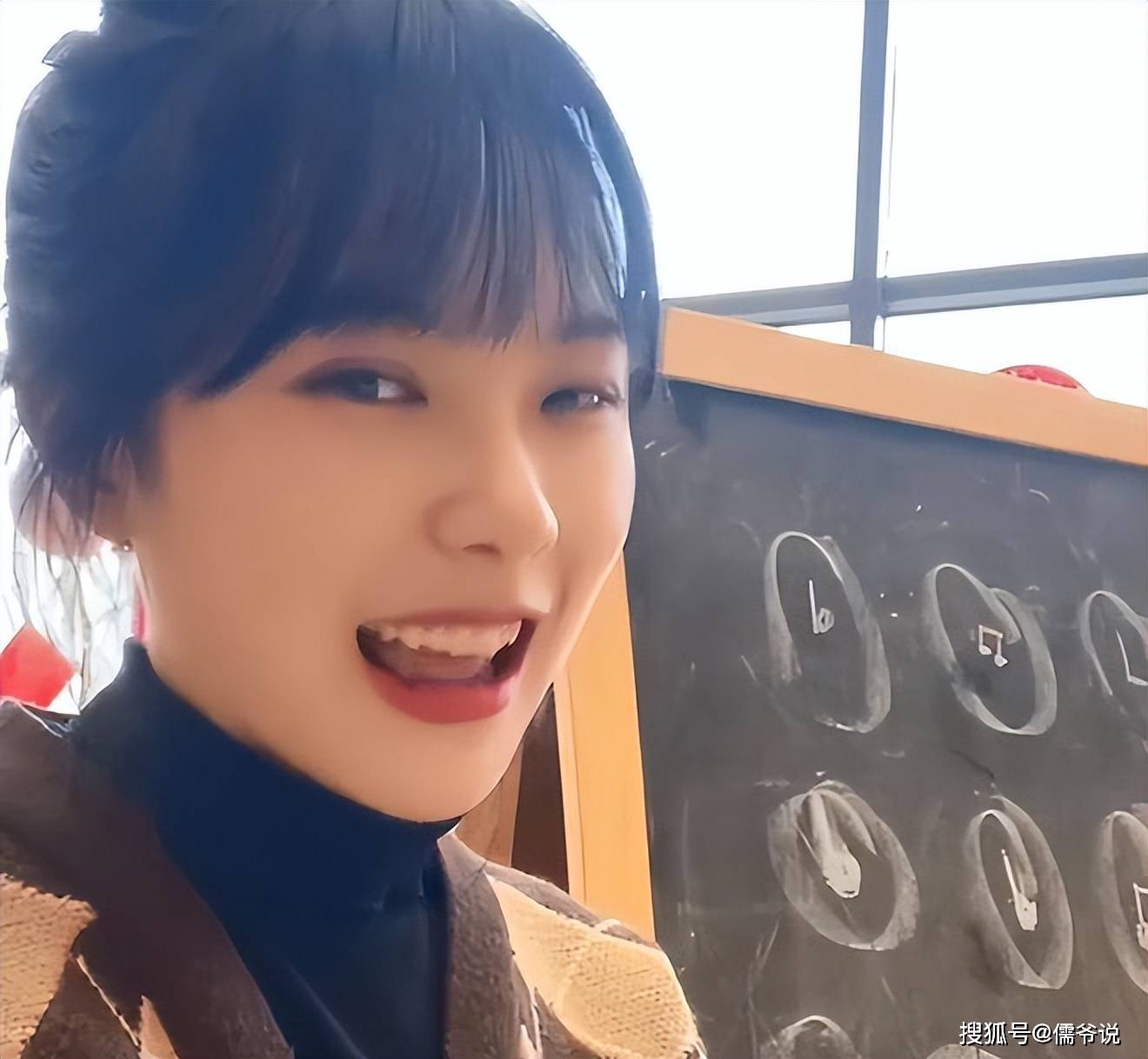 挖呀挖黄老师回应爆红时隐退生子