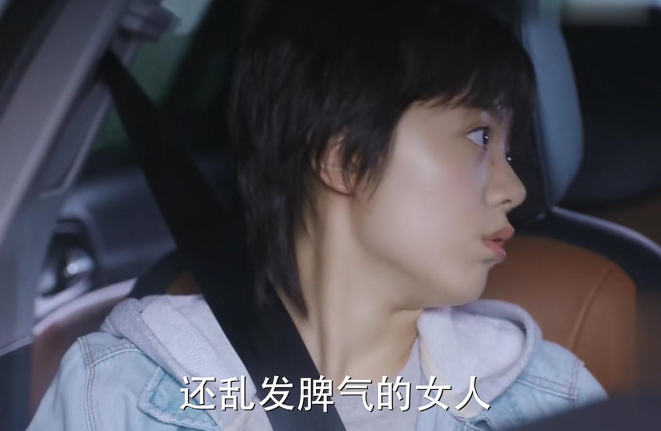 房顶被风掀翻，责任归属何方？——解析应对之策
