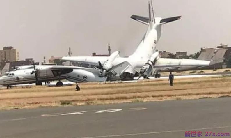 美国两架飞机相撞事件，震惊全球的航空灾难视频解析