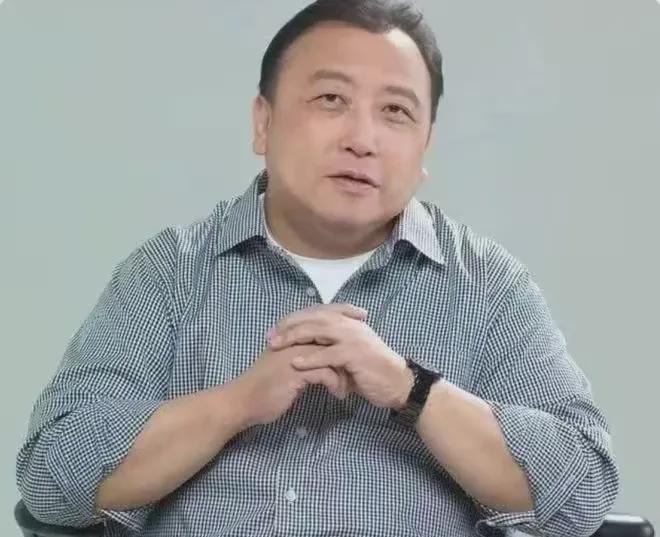 王晶回应让姜涛滚出娱乐圈，一场娱乐圈的风波