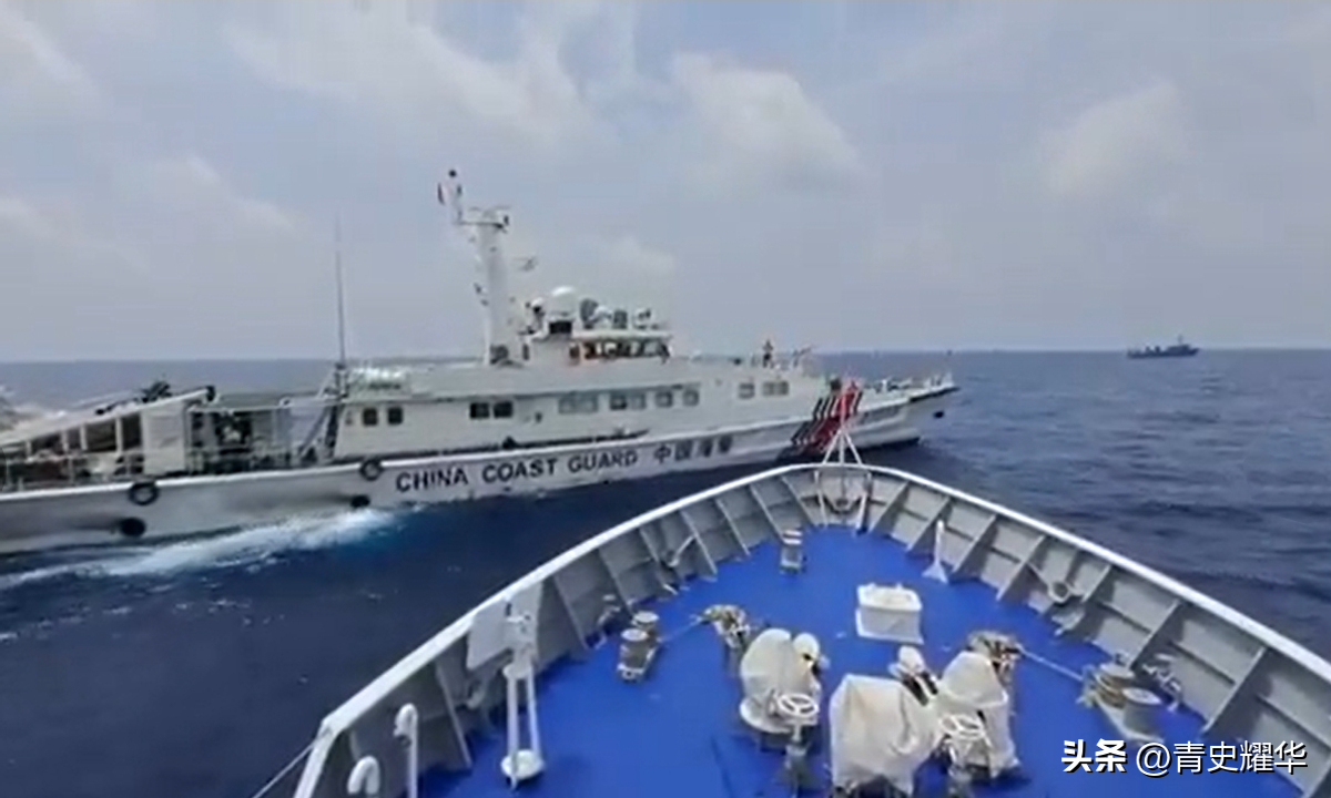 菲海警船黄岩岛上演碰瓷闹剧