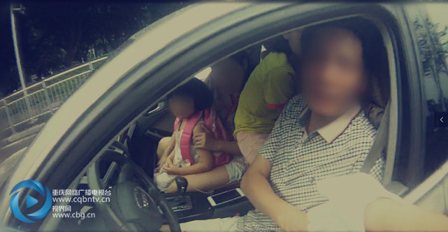 花1400元打独享顺风车，7座车却挤了8个人——一次意外的经历