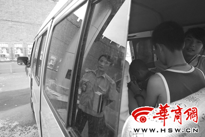 花1400元打独享顺风车，7座车却挤了8个人——一次意外的经历