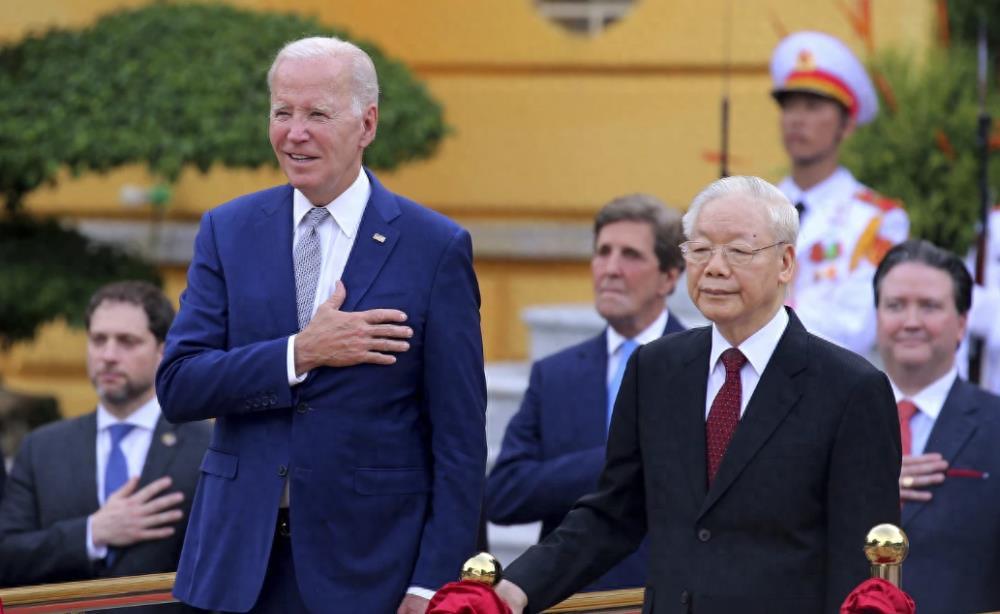 武契奇，天塌下来我也要去见普京