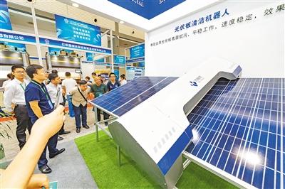上海老人疯抢2.3万保姆机器人？假的！