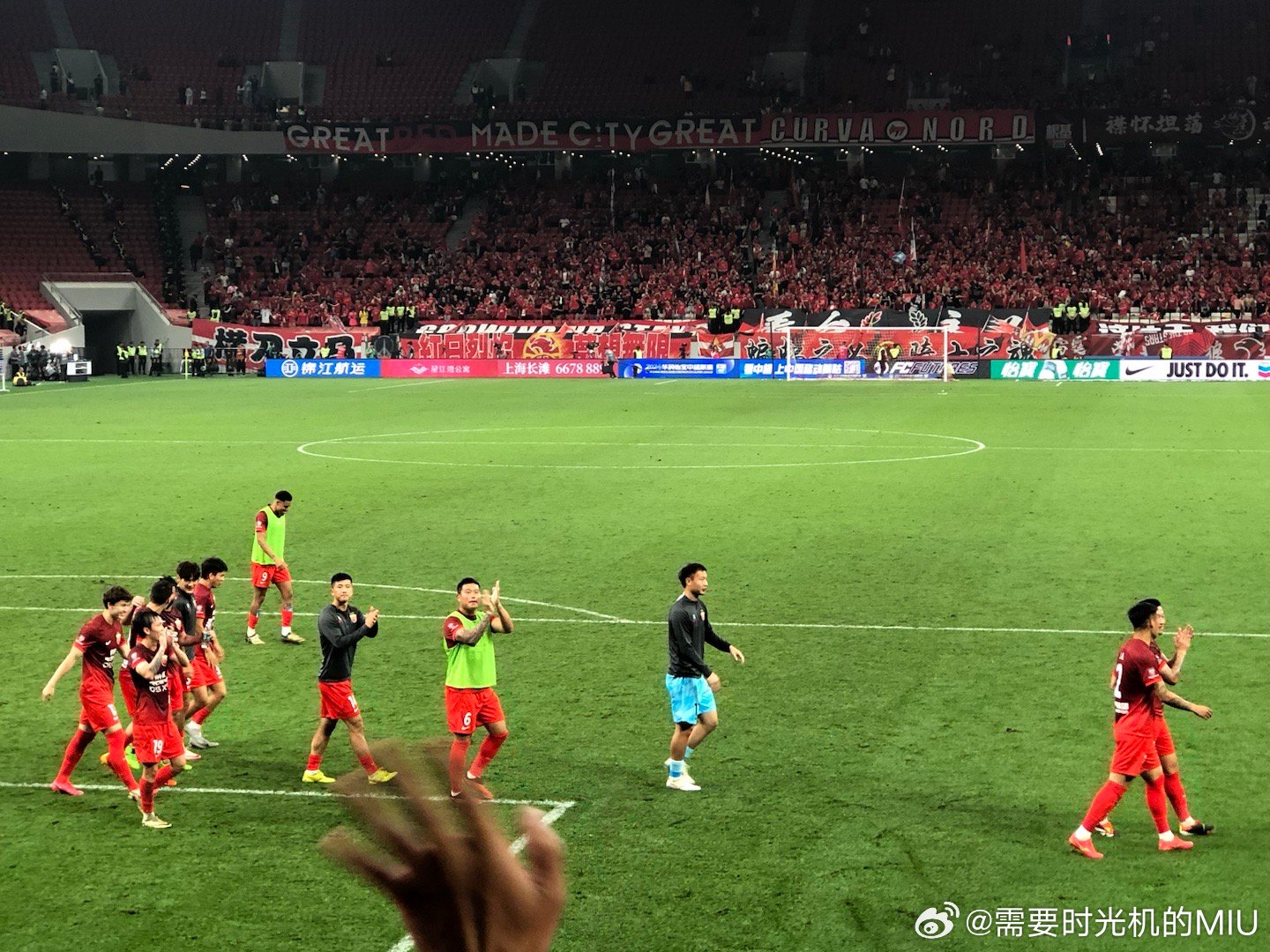 海港主场遭遇滑铁卢，1比3不敌成都蓉城，究竟发生了什么？