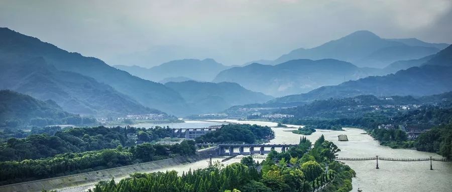 都江堰建造人，千年传奇的工匠巨匠