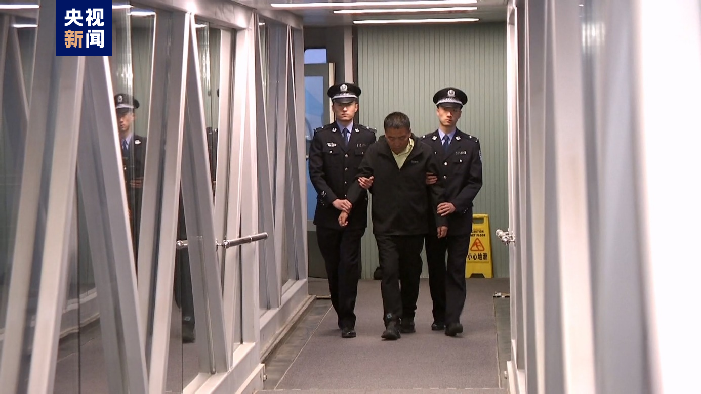 辅警被顶替上学，顶替者曾任副院长——揭示事件背后的真相与反思