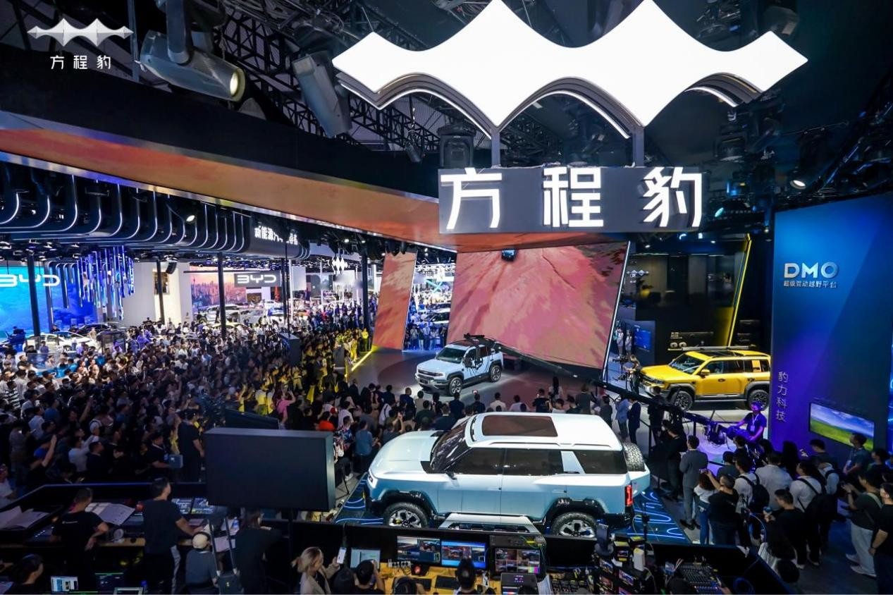 雷军缺席上海车展，一场未赴的约定