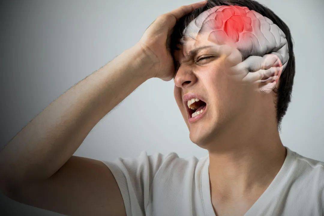 脑干出血程序员晒康复前后对比，重生的数字生命之光